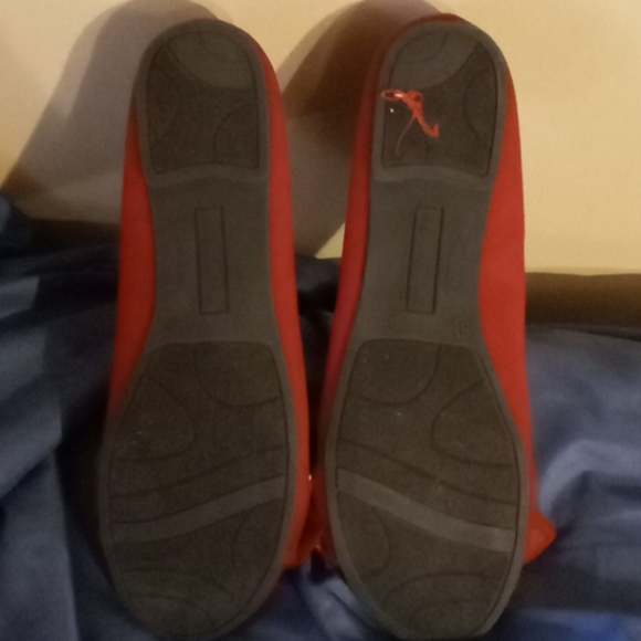 Shoes - Picture 2 of 2